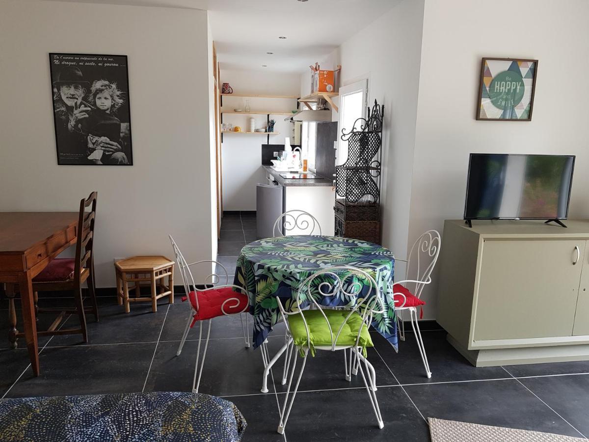 Mandala Apartment Saint-Affrique Bagian luar foto